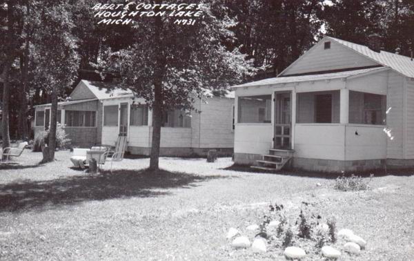 Berts Cottage Houghton Lake